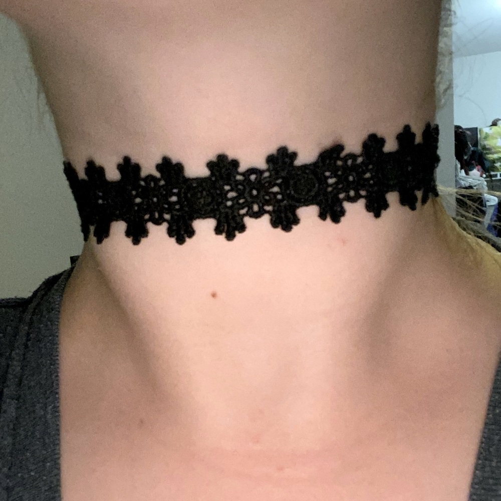Dark Choker